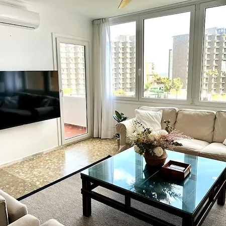 アパート Playamar Deluxe Pool & Sinese Design Homes トレモリノス